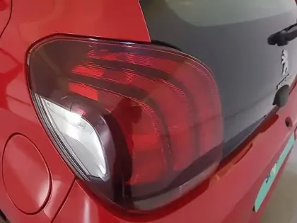 Photo 38 Peugeot 108  VTi 72ch S&S BVM5