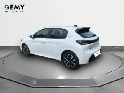 Photo 30 Peugeot 208  Hybrid 100 e-DCS6