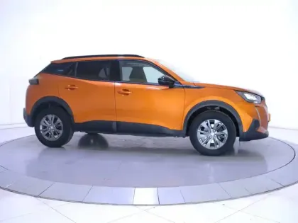 Photo 53 Peugeot 2008  PureTech 100 S&S BVM6