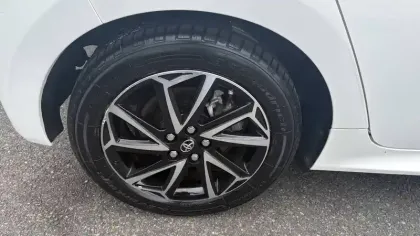 Photo 32 Toyota Yaris  Hybride 116h