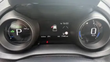 Photo 16 Toyota Yaris  Hybride 116h