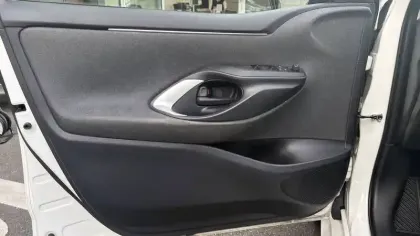 Photo 13 Toyota Yaris  Hybride 116h