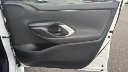 Photo 10 Toyota Yaris  Hybride 116h