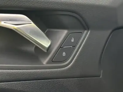 Photo 129 Audi Q3  Sportback 45 TFSIe  245 ch S tronic 6