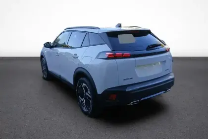 Photo 57 Peugeot 2008  Hybrid 145 e-DCS6