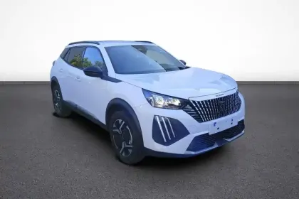 Photo 61 Peugeot 2008  Hybrid 145 e-DCS6