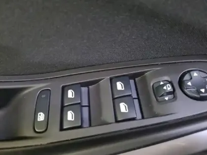 Photo 29 Opel Grandland X  Business 1.2 Turbo 130 ch ECOTEC