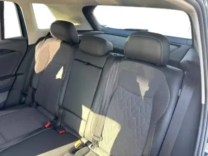 Photo 33 Volkswagen Tiguan  1.5 eTSI 131ch DSG7