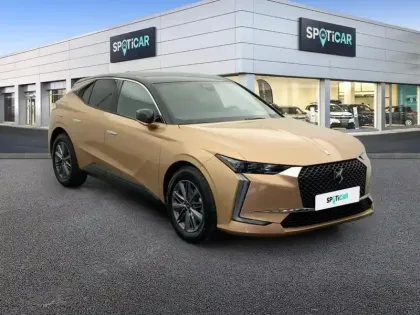 Photo 28 DS DS 4  PureTech 130 EAT8 Bastille