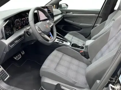 Photo 6 Volkswagen Golf  1.5 eHybrid 272ch GTE DSG6