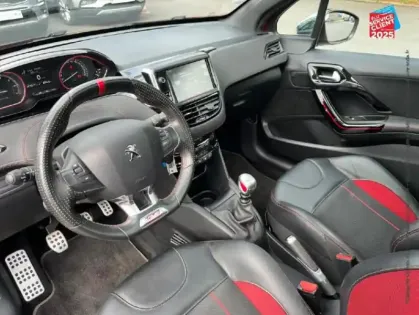 Photo 14 Peugeot 208  1.6 THP ch GTi S&S 3p