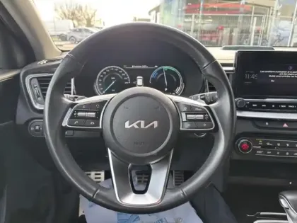 Photo 13 Kia Xceed Gén. I Ph1 Black & White 5