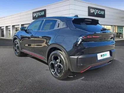 Photo 5 Alfa Romeo Junior  1.2 Ibrida 145ch Speciale e-DCT6