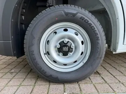 Photo 27 Fiat Ducato  Fg L2H2 3.3 140ch S&S Edition Limitée