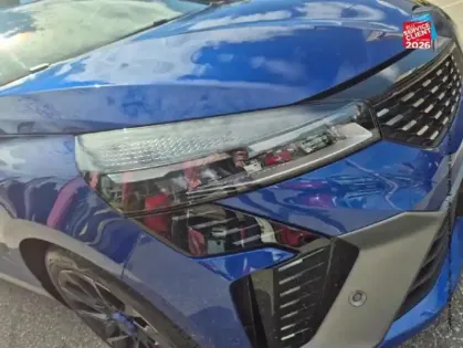 Photo 27 Renault Clio  1.6 E-Tech 145ch full hybrid esprit Alpine