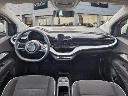 Photo 8 Fiat 500  e 95ch Action