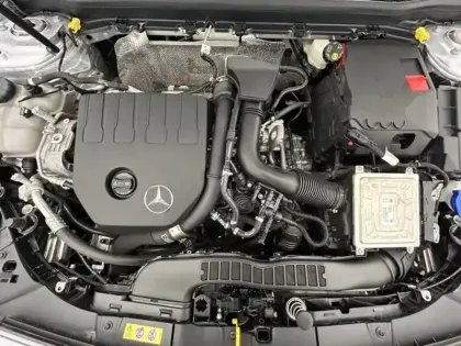 Photo 19 Mercedes Classe A Berline 180 136ch AMG Line 7G-DCT 7cv