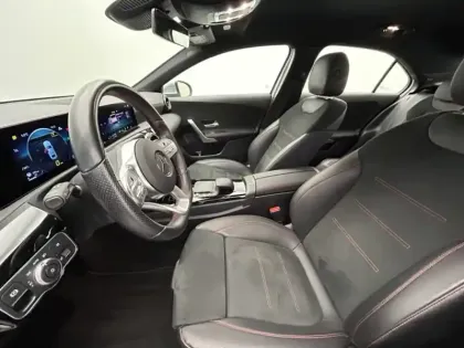 Photo 5 Mercedes Classe A Berline 180 136ch AMG Line 7G-DCT 7cv