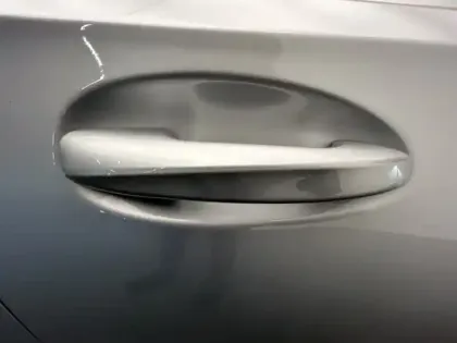 Photo 16 Mercedes Classe A Berline 180 136ch AMG Line 7G-DCT 7cv