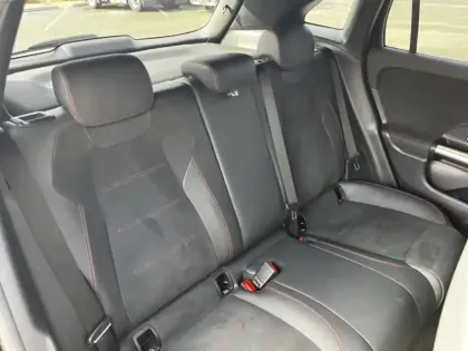 Photo 35 Mercedes GLA 200 d AMG Line