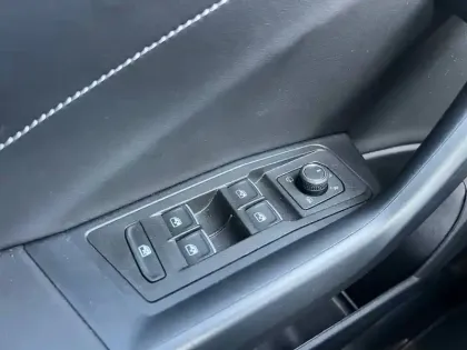 Photo 50 Volkswagen T-roc  2.0 TDI 150 Start/Stop DSG7