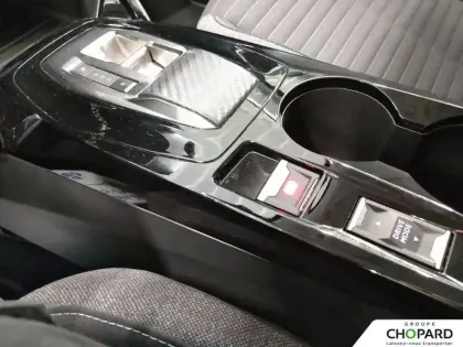 Photo 21 Peugeot 208  Electrique 50 kWh 136ch