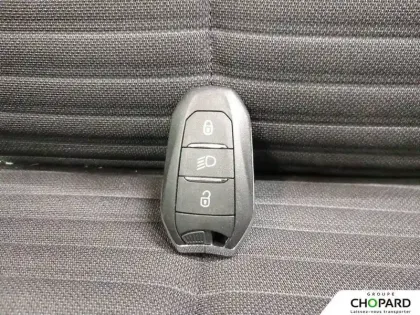 Photo 20 Peugeot 208  Electrique 50 kWh 136ch