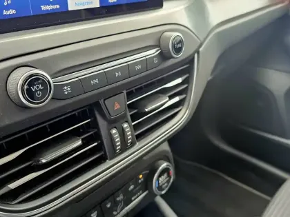 Photo 32 Ford Focus Gén. IV Ph1 Titanium X 5