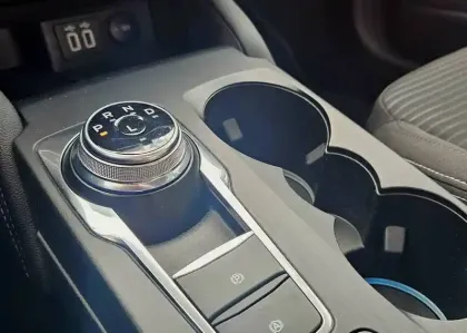 Photo 35 Ford Focus Gén. IV Ph1 Titanium X 5