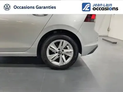 Photo 11 Volkswagen Golf  1.5 eTSI OPF 130 DSG7