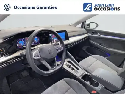 Photo 12 Volkswagen Golf  1.5 eTSI OPF 130 DSG7