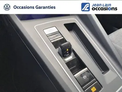 Photo 15 Volkswagen Golf  1.5 eTSI OPF 130 DSG7