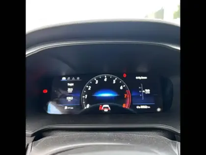 Photo 29 Renault Megane  IV Estate TCe 140 EDC