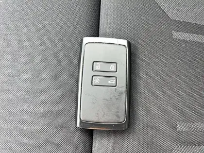 Photo 20 Renault Clio  E-Tech full hybrid 145 ch GSR2