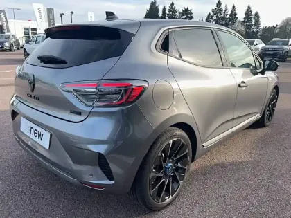 Photo 4 Renault Clio  E-Tech full hybrid 145 ch GSR2