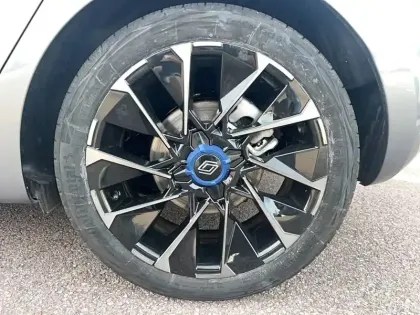 Photo 18 Renault Clio  E-Tech full hybrid 145 ch GSR2