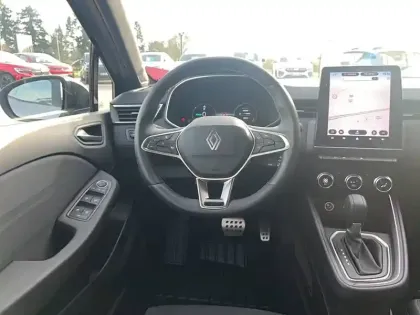 Photo 23 Renault Clio  E-Tech full hybrid 145 ch GSR2