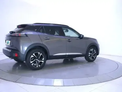 Photo 26 Peugeot 2008  BlueHDi 130 S&S EAT8