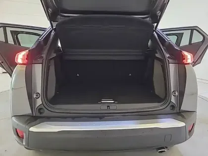 Photo 27 Peugeot 2008  BlueHDi 130 S&S EAT8