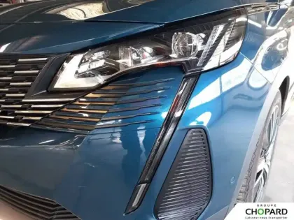 Photo 24 Peugeot 3008  Hybrid 225 e-EAT8