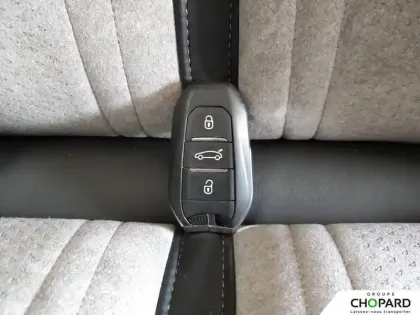 Photo 20 Peugeot 3008  Hybrid 225 e-EAT8