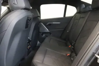 Photo 12 BMW Serie 5 i5 eDrive40 340 ch