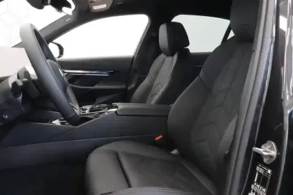 Photo 11 BMW Serie 5 i5 eDrive40 340 ch