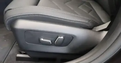 Photo 8 BMW Serie 5 i5 eDrive40 340 ch