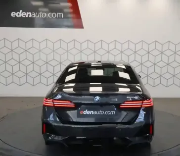 Photo 3 BMW Serie 5 i5 eDrive40 340 ch