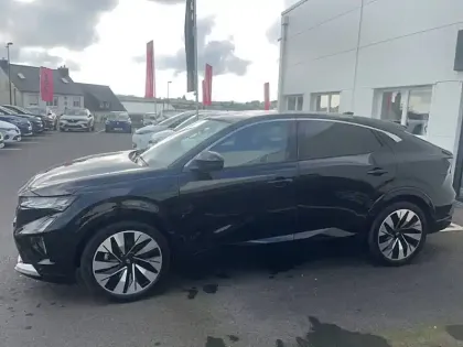 Photo 32 Renault Rafale  E-Tech full hybrid 200