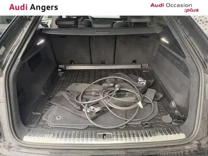 Photo 43 Audi Q8  55 TFSI e 381 Tiptronic 8 Quattro