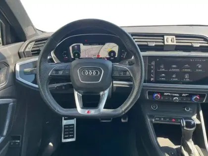 Photo 51 Audi Q3  45 TFSIe 245 ch S tronic 6