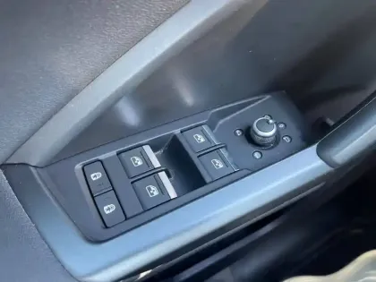 Photo 64 Audi Q3  45 TFSIe 245 ch S tronic 6