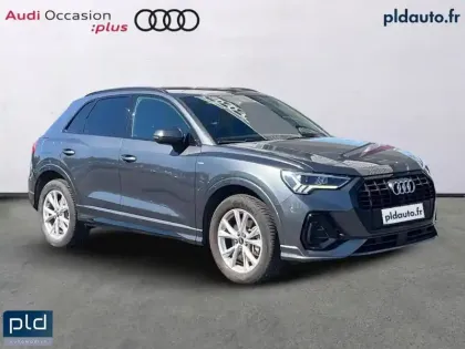 Photo 45 Audi Q3  45 TFSIe 245 ch S tronic 6